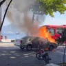 VÍDEO: Carro pega fogo na orla da Zona Sul de Niterói