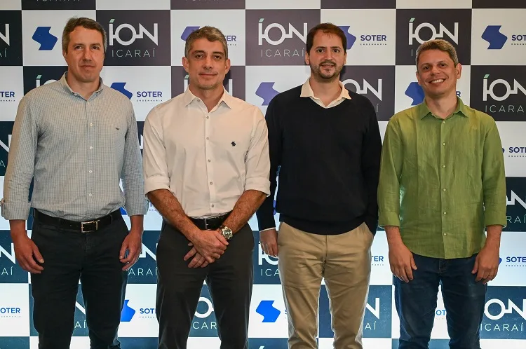 Leonardo Poerner (Diretor financeiro), Julio Kezem (Vice-Presidente e sócio), Rodrigo Pecly (Diretor comercial) e José Americano Neto (Diretor de Engenharia).