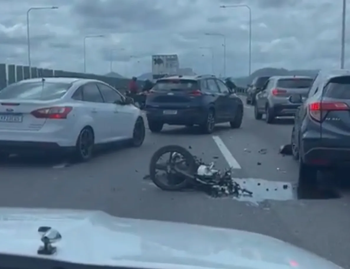 Acidente de moto na Ponte Rio-Niterói | Arquivo