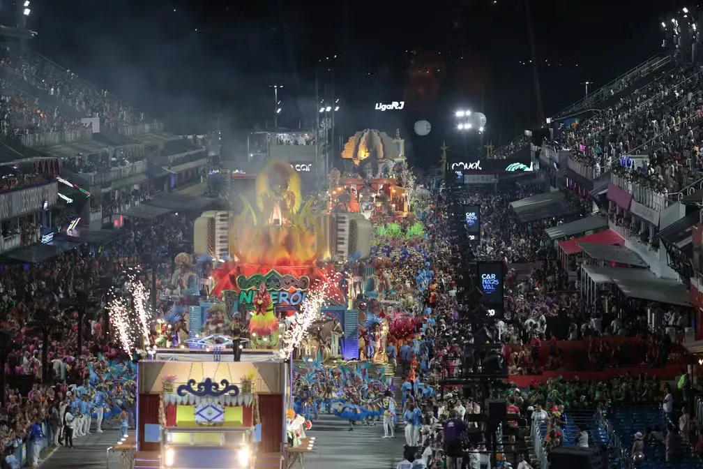 Desfile da Acadêmicos de Niterói | Foto: Ronaldo Nina/Riotur