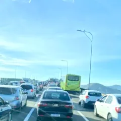 O trânsito está completamente afetado por volta das 8h20. Reprodução