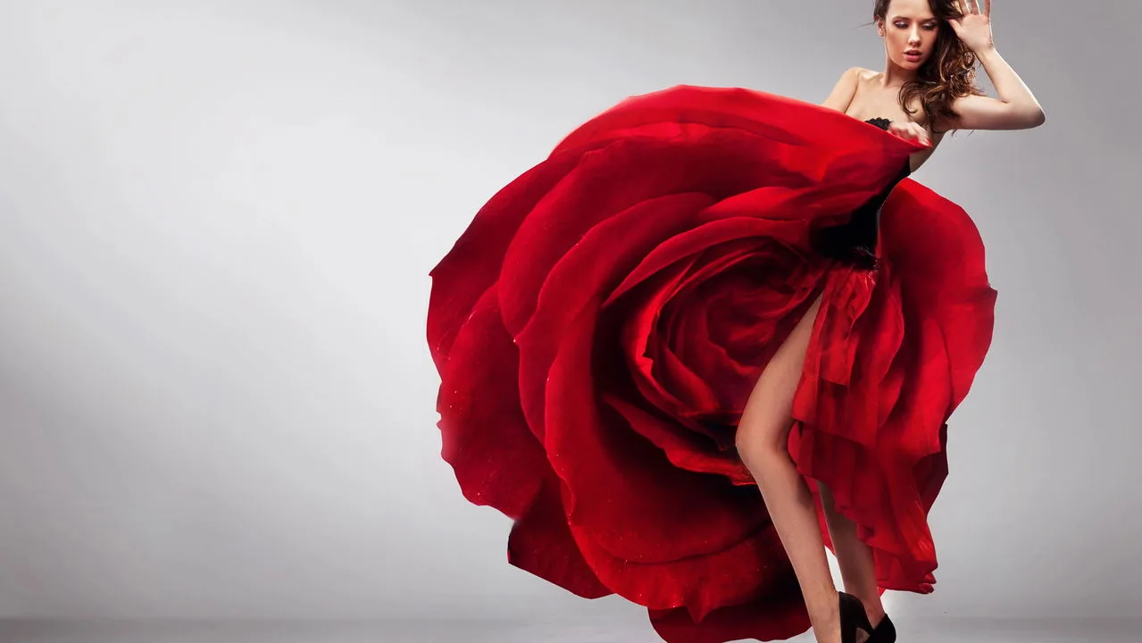 Estampas florais estão em alta e trazem um toque de romantismo Estampas florais estão em alta e trazem um toque de romantismo