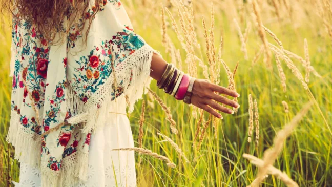 Estilo boho está de volta e promete dominar os visuais Estilo boho está de volta e promete dominar os visuais