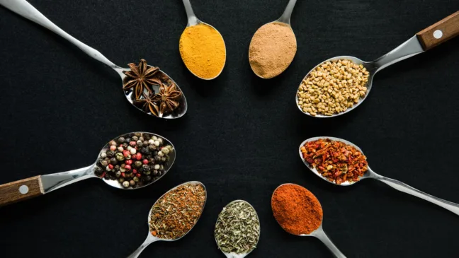 Cultive 4 temperos aromáticos