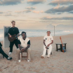 Harley MC, Felipe Rasta, Pelé Milflows, Menor Nx e Madu na gravação do videoclipe na Praia de Piratininga, em Niterói | Divulgação 1Kilo