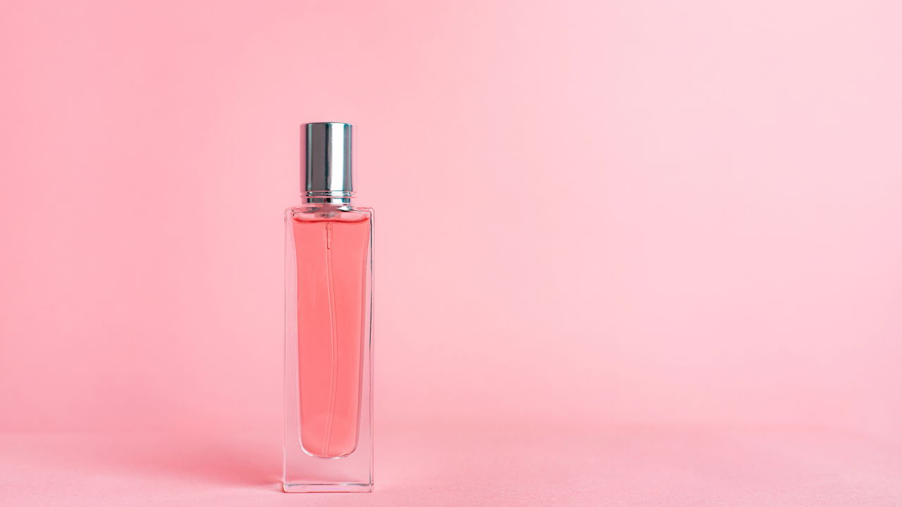 Frascos de perfume vazios