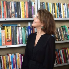 Biblioteca Mariana Gross