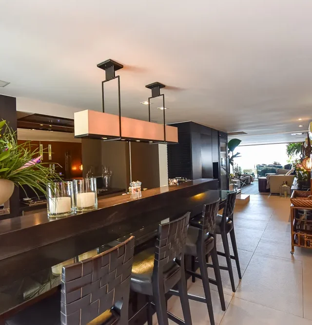 Interior da cobertura de R$ 15 milhões na Praia de Icaraí | Foto: Divulgação/SPIN