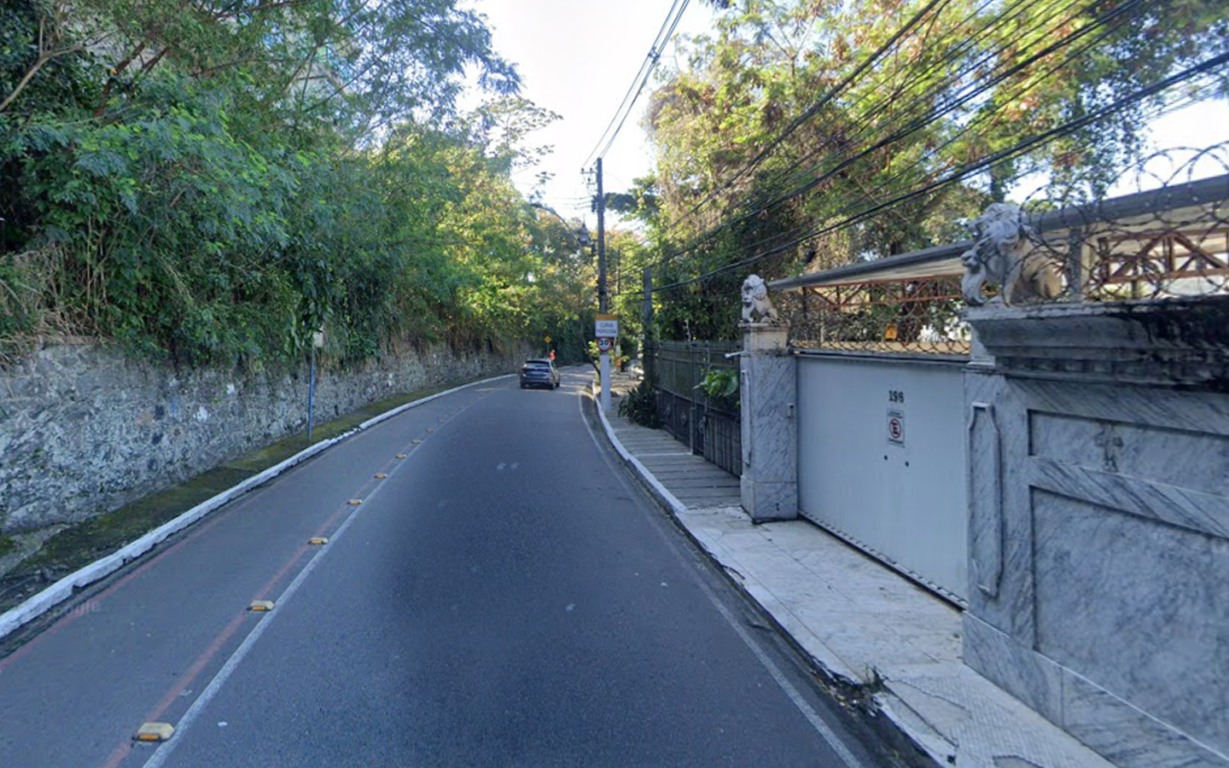 Estrada Leopoldo Fróes, em Niterói. Reprodução Estrada Leopoldo Fróes, em Niterói. Reprodução