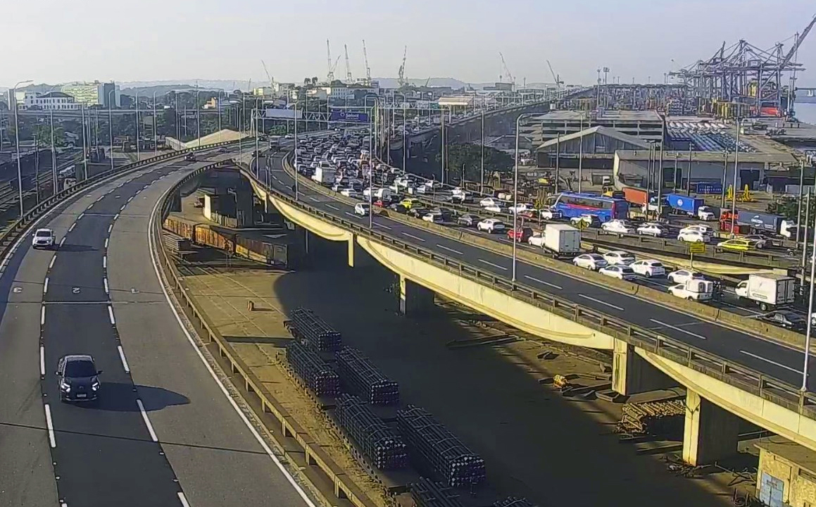 Tudo parado no sentido Niterói | Ecovias Ponte