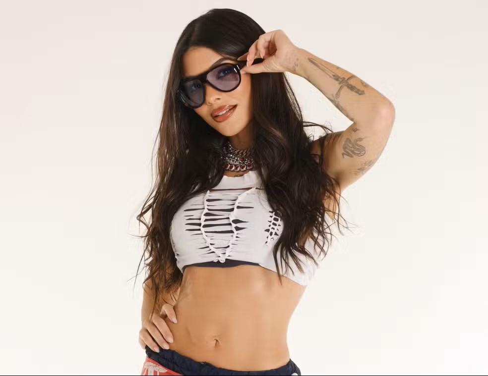 Cantora Lary Cantora Lary
