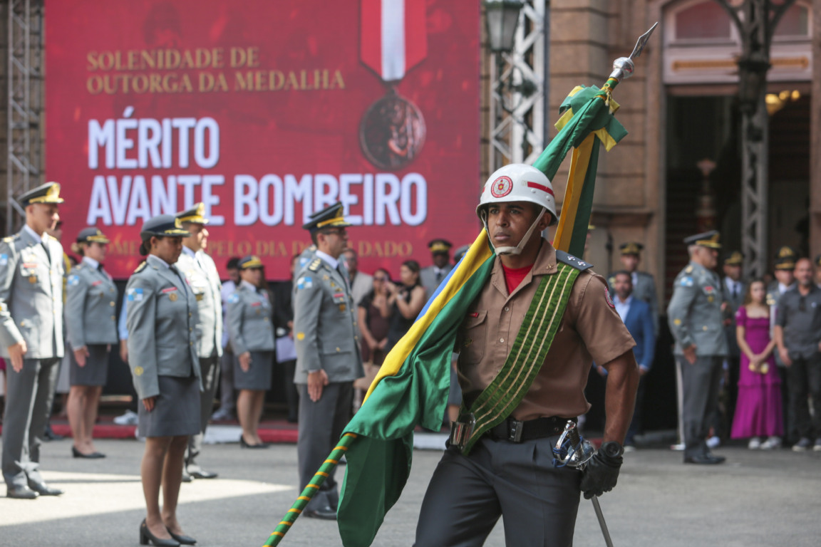 Mérito Avante Bombeiro