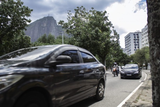 Carro no RJ