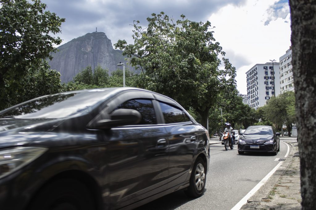 Carro no RJ