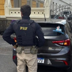 PRF recupera carro furtado em Niterói | Divulgação