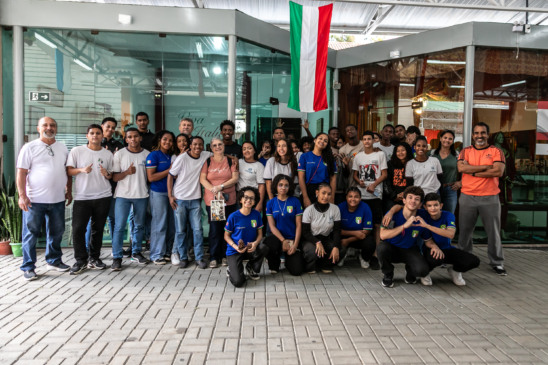 Estudantes de Niterói Estudantes de Niterói