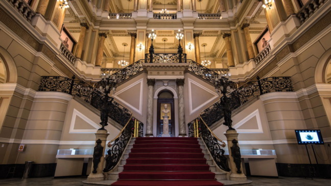Biblioteca Nacional do Rio de Janeiro destaca-se como um dos maiores tesouros culturais do Brasil