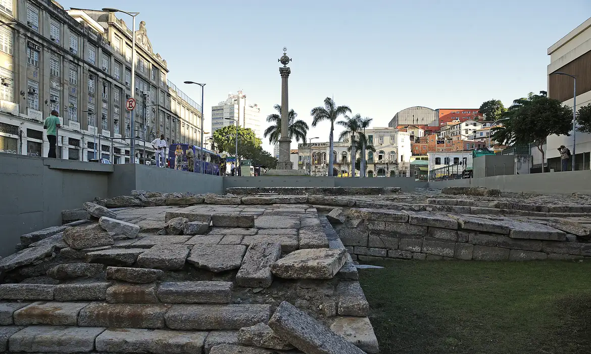 Cais do Valongo no Rio de Janeiro Cais do Valongo no Rio de Janeiro
