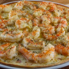 Pizza de 2kg de camarão é sucesso em SP e é a mais cara do Brasil