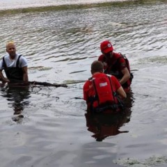 Relíquia de três séculos é descoberta por mergulhadores no rio Narew