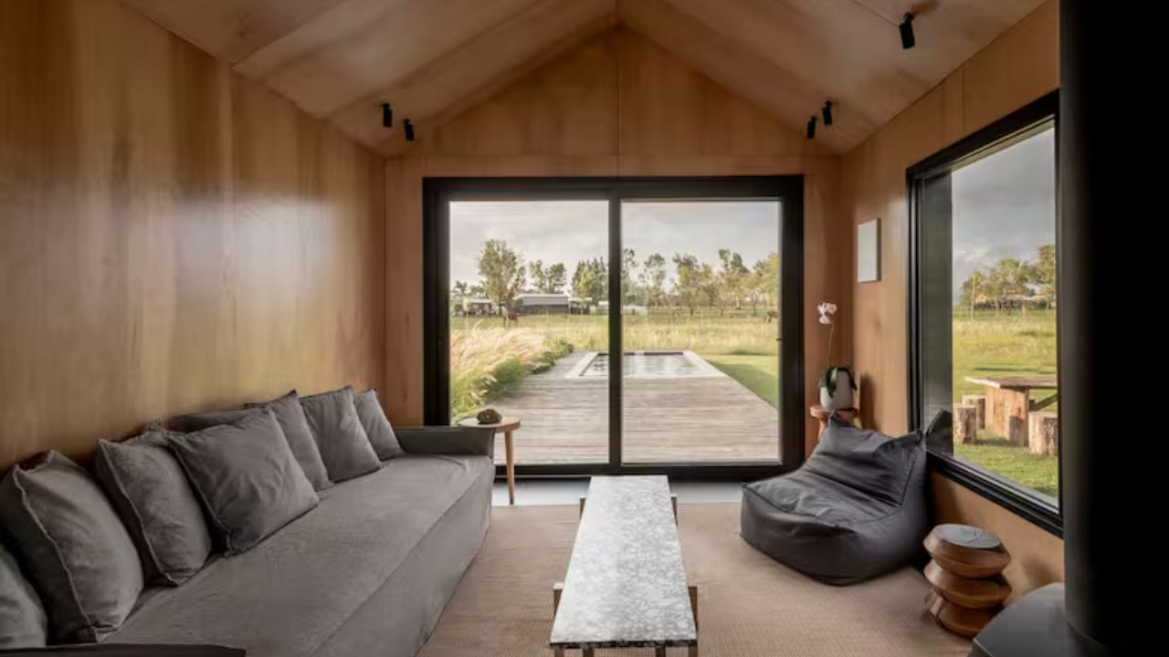 Como uma casa modular sustentável e superestilosa foi erguida em apenas quatro meses