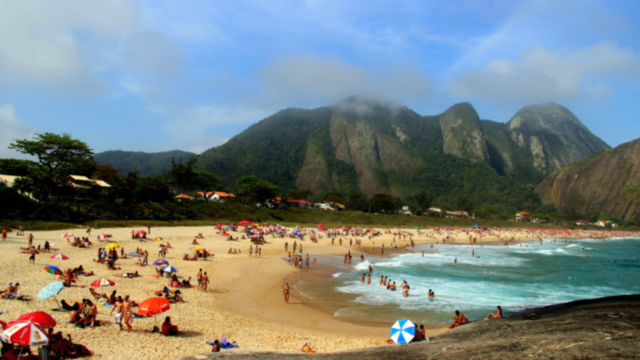 Explorar as praias de Niterói é também descobrir ótimos bares e quiosques à beira-mar