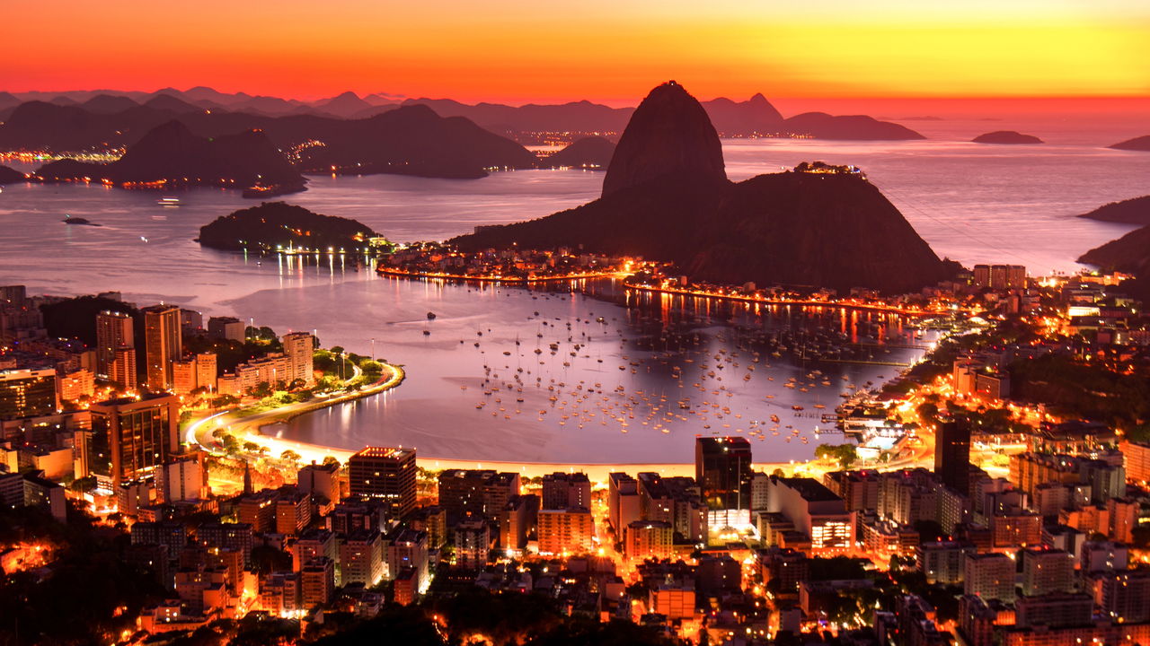 Roteiro noturno em Niterói representa muito mais do que bares e baladas