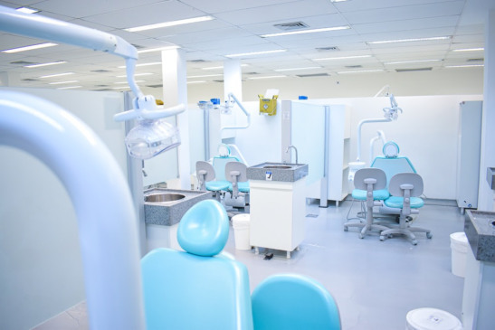 Clínica-escola de Odontologia do Centro Universitário Anhanguera de Niterói