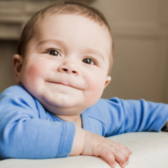 Entenda porque bebês são irresistivelmente fofos para os adultos