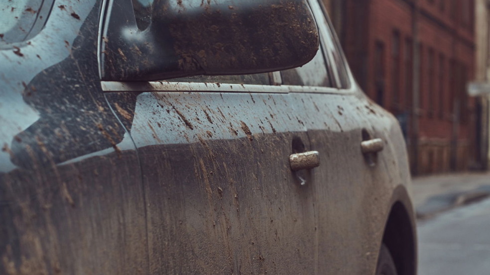 O que significa ter sempre o carro sujo, segundo a psicologia?