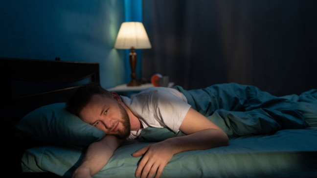 Entenda os mistérios dos espasmos noturnos durante o sono