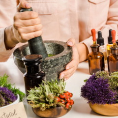 No universo da astrologia, esses 2 signos se conectam com ervas aromáticas de maneiras únicas, revelando afinidade natural com elementos botânicos e práticas de bem-estar