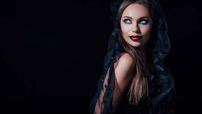 Mês do Halloween chegando e separamos 7 ideias de fantasias inusitadas para você