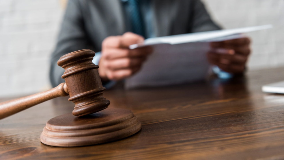 Justiça reconhece assédio moral contra trabalhador chamado de “viciado em atestados”