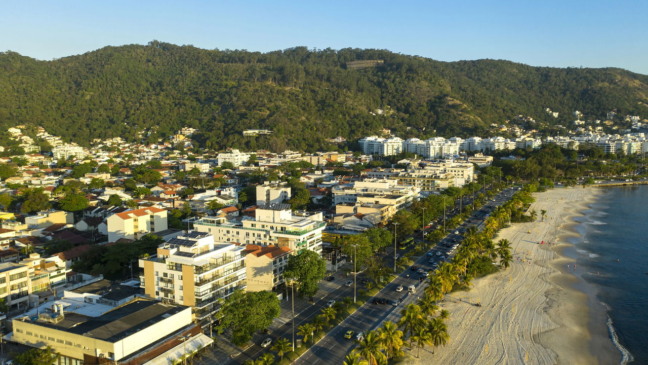 Praias secretas de Niterói revelam paisagens maravilhosas