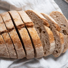 A melhor maneira de embalar o pão e mantê-lo fresco por dias