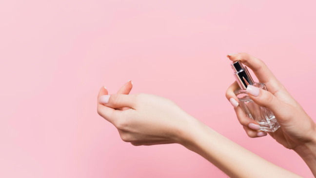 5 body splashes com fragrâncias elegantes e marcantes para usar no dia a dia