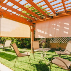 Dicas infalíveis para fazer um pergolado lindo e durável no jardim