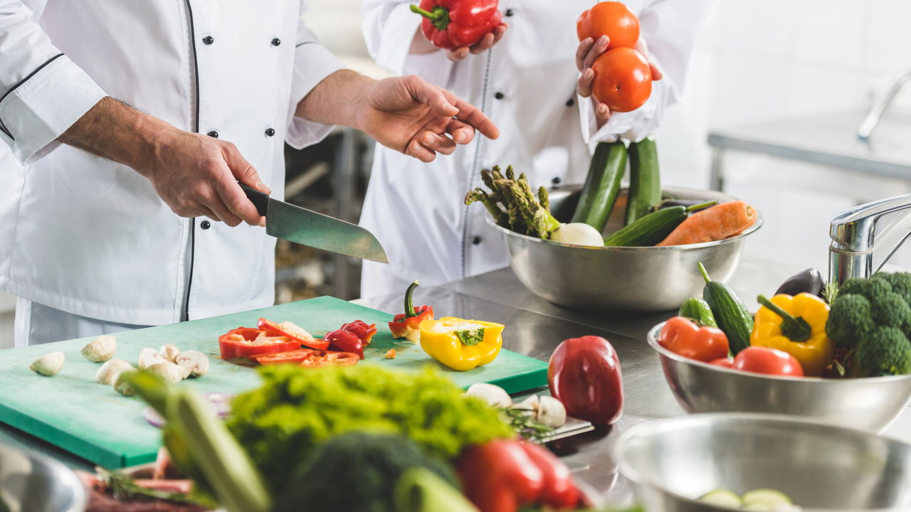 Gastronomia carioca ganha destaque com 2 restaurantes entre os melhores do mundo