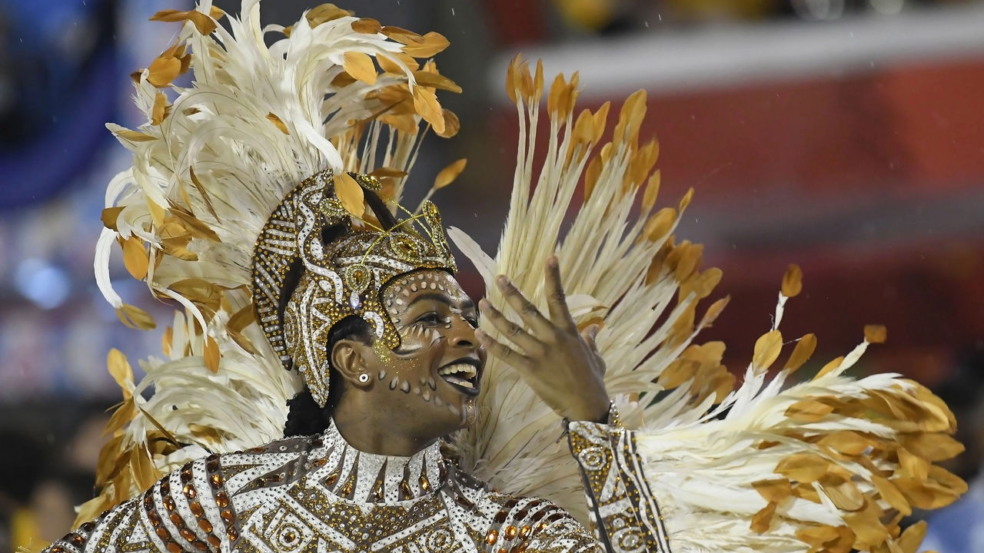 O sambódromo representa muito mais que um espaço para desfiles carnavalescos