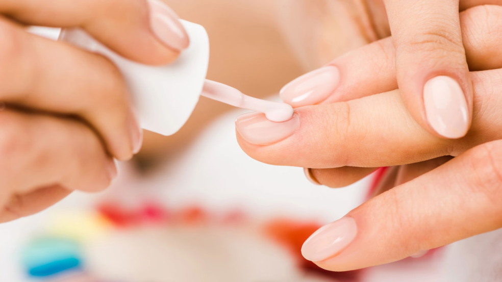 Truques para ter unhas mais fortes e saudáveis em pouco tempo