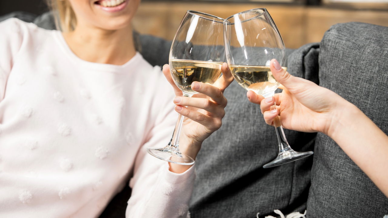 Beber uma taça de vinho todos os dias faz bem para a saúde?
