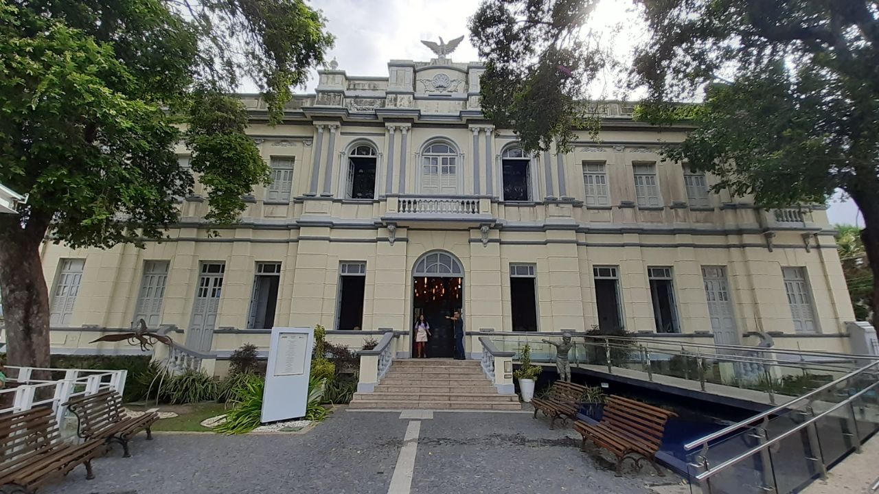 Já imaginou um museu onde você toca, ouve e vive a cultura do Nordeste?
