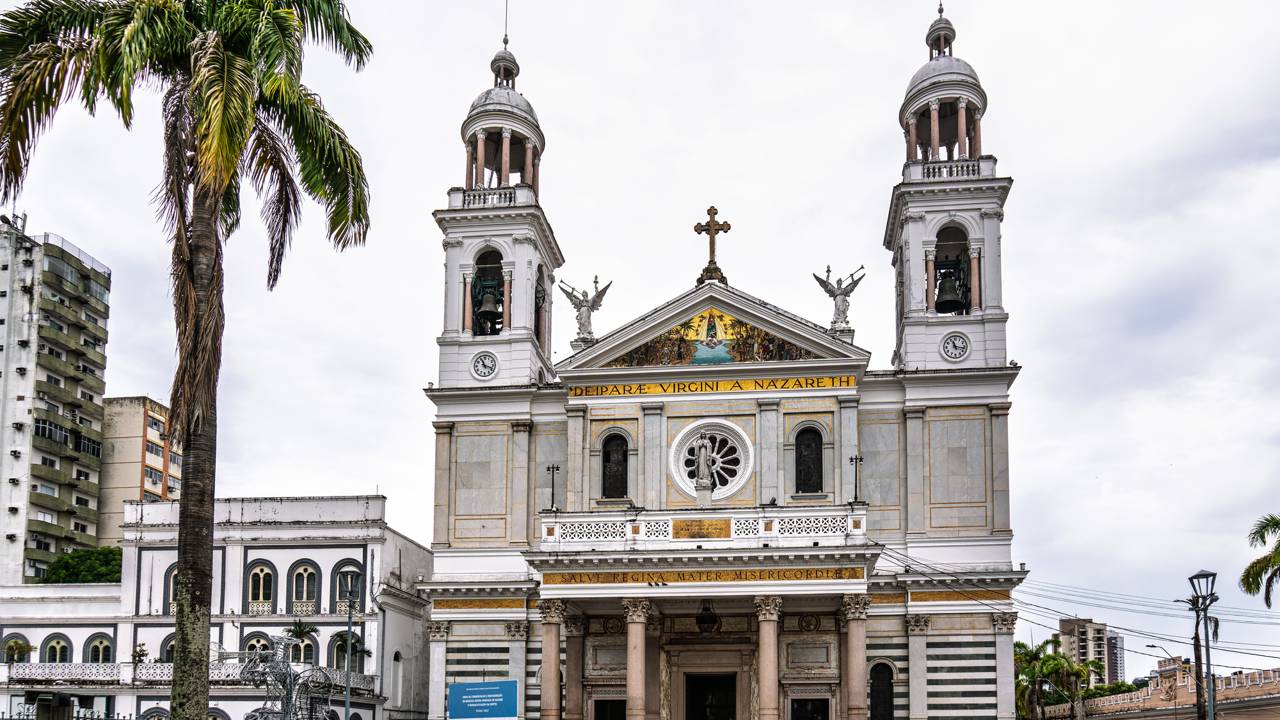 Um dos maiores eventos religiosos do mundo acontece no Pará e emociona quem participa