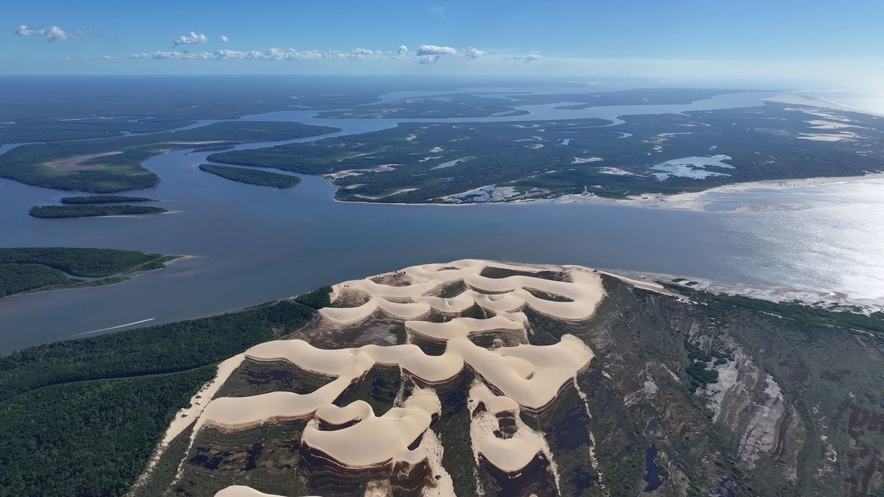 O Delta do Parnaíba destaca-se como um dos principais cartões-postais naturais do Estado do Piauí