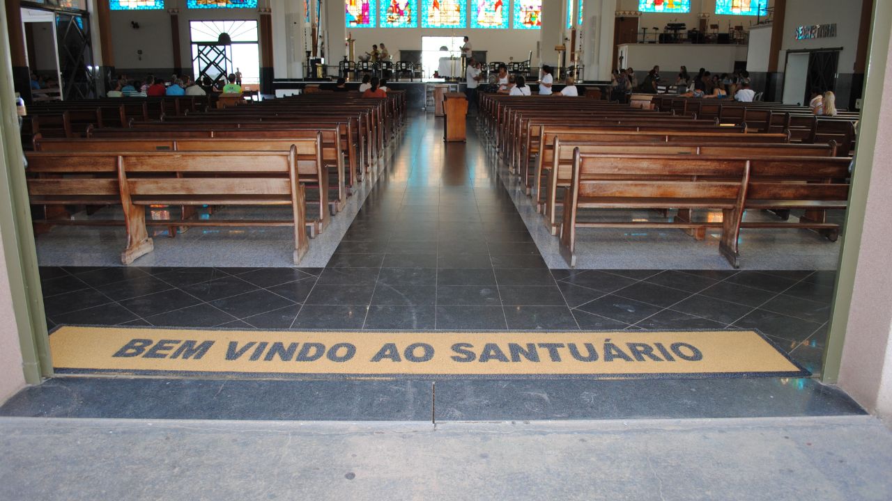 Quando o coração se acalma, é ali que a fé costuma falar mais alto