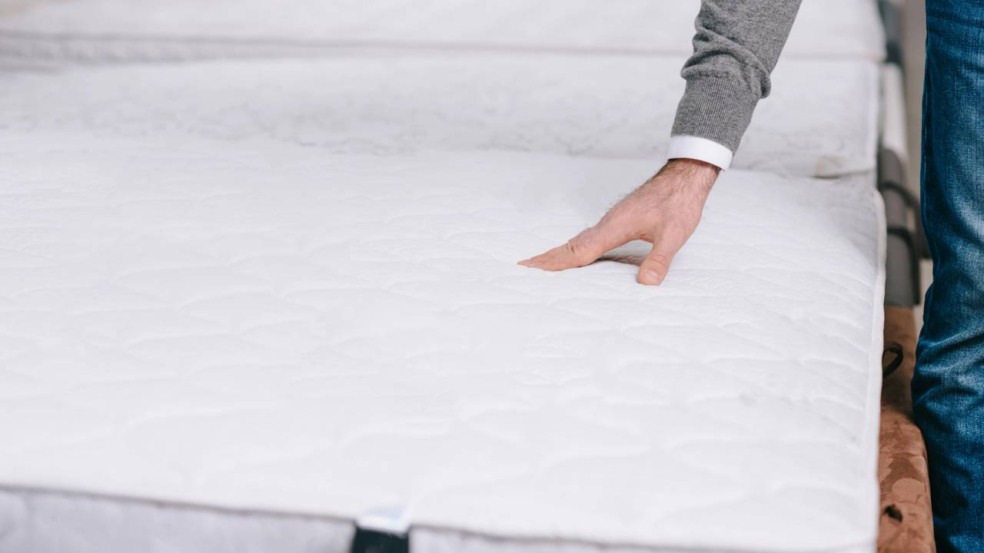 O segredo para dormir melhor começa pelo colchão que você usa