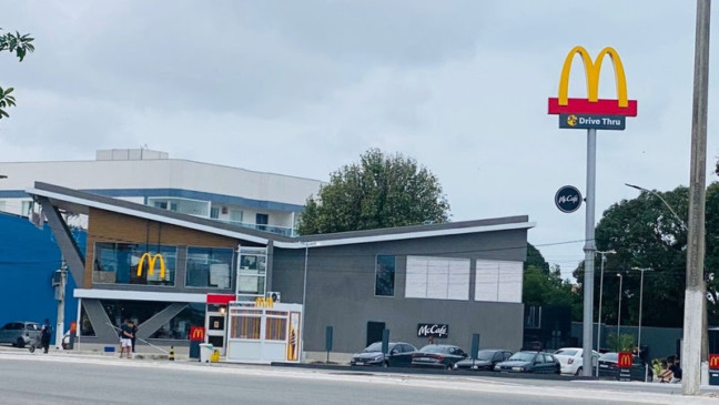 Novo McDonald’s em Araruama: conveniência, empregos e noite