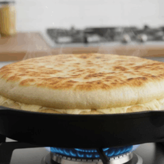 Como fazer pão de queijo na frigideira em apenas 10 minutos