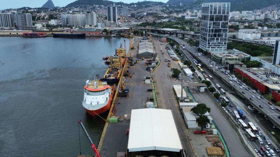 Novo terminal arrendado - Porto do Rio Novo terminal arrendado - Porto do Rio